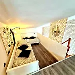 Sky Level Loft Apartment Sierra Nevada