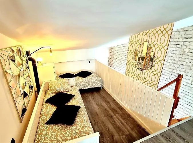 Sky Level Loft Апартаменти Сьєрра-Невада