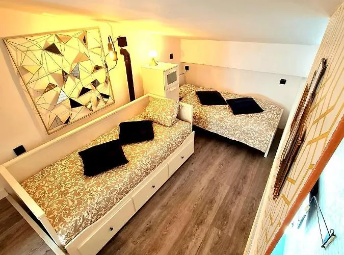 Sky Level Loft Апартаменти